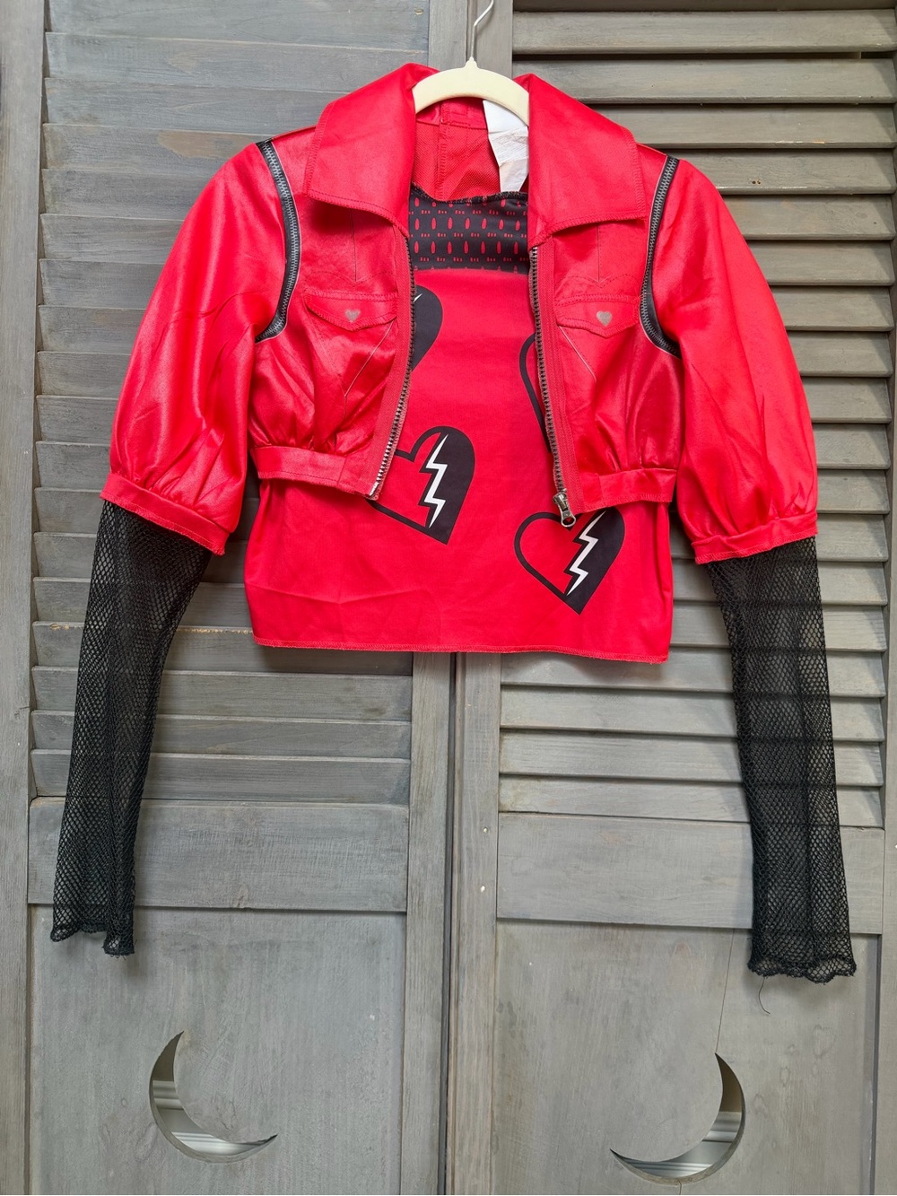Disney Descendants Rise of Red | Girl Size 10/12 - Picture 2 of 10